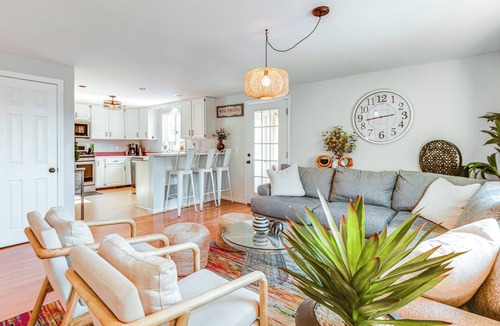 Fryeburg House | Quiet Mountain-View Home Near Conway & Hiking