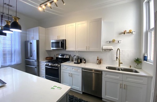 Noble Square Condo | Quiet 'n Cozy Downtown Chicago - Patio, Pet friendly, Close to L