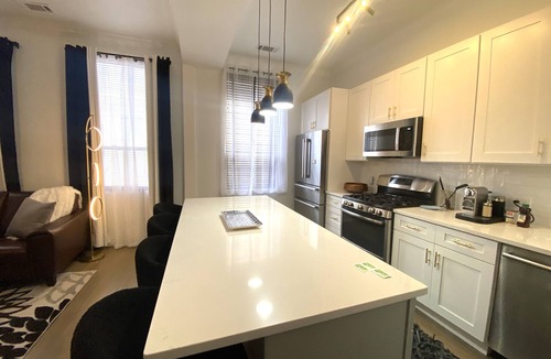 Noble Square Condo | Quiet 'n Cozy Downtown Chicago - Patio, Pet friendly, Close to L