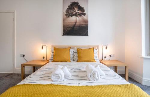 Bispham Apartment | Quiet Neighborhood-Free Parking