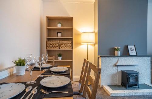 Bispham Apartment | Quiet Neighborhood-Free Parking