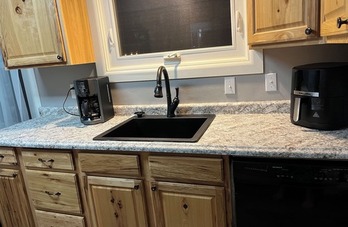 Bettendorf House | Quiet neighborhood surrounded by parks near multipurpose trail through QCn