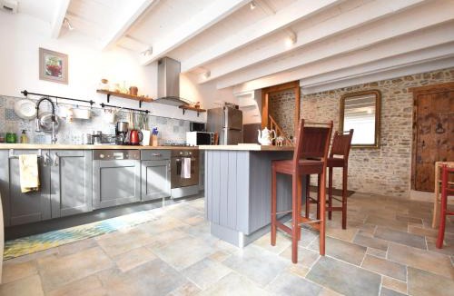 Saint-Remy-des-Landes House | Quiet Normandy Retreat