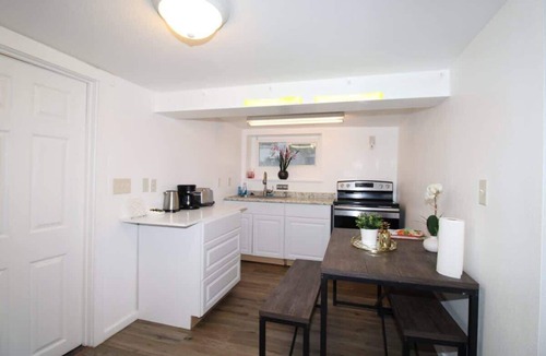 Haller Lake Apartment | Quiet North Seattle Stay Near Transit & Parks