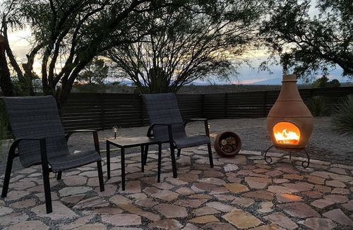 Tombstone House | Quiet oasis just 3 minutes from historic downtown Tombstone.