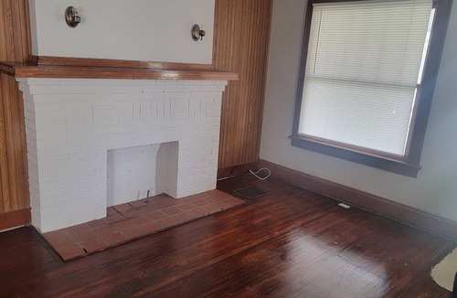 Hilltop House | Quiet Old World Charm with Fenced yard