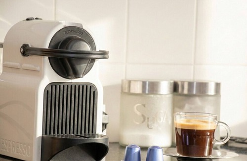 Newton St Loe Apartment | Quiet One-Bedroom Apartment with Parking