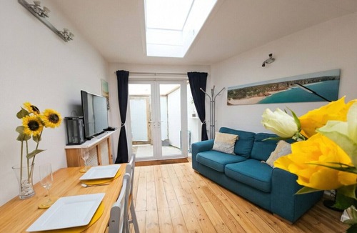 Newton St Loe Apartment | Quiet One-Bedroom Apartment with Parking