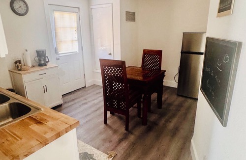 Jacksonville Apartment | Quiet one bedroom apartment