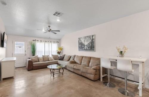 Copperas Cove House | QUIET Peaceful CUL-DE-DAC Retreat