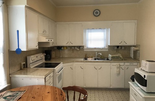 Wapwallopen Cottage | Quiet Peaceful Lily Lake Retreat