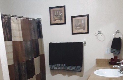 Estacada House | Quiet-Peaceful-Relaxing Country Setting