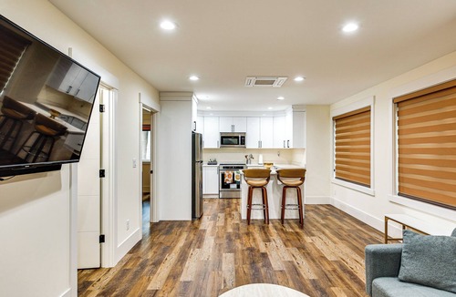 Normandy Park Apartment | Quiet PNW Base: Walkable Apt in Normandy Park