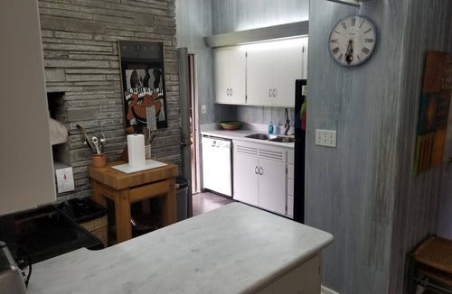 Homer Cottage | Quiet, Private Lakefront Cottage - Skaneateles Lake