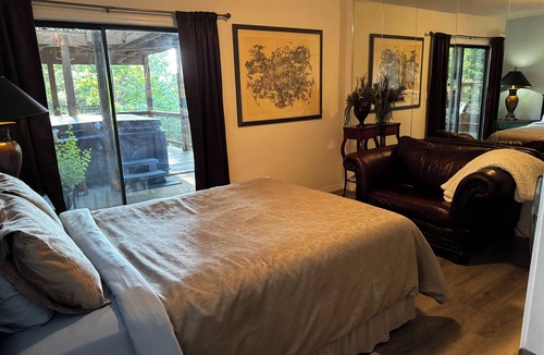 Sylvan Shores House | Quiet, Private, Relaxing, With HOT TUB and Adventures