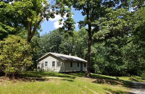 North East House | Quiet & Private with Fire Pit Out Back!