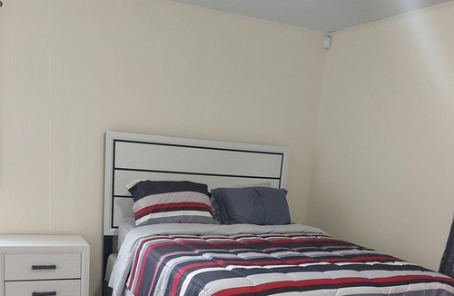 Southampton House | Quiet Redlion