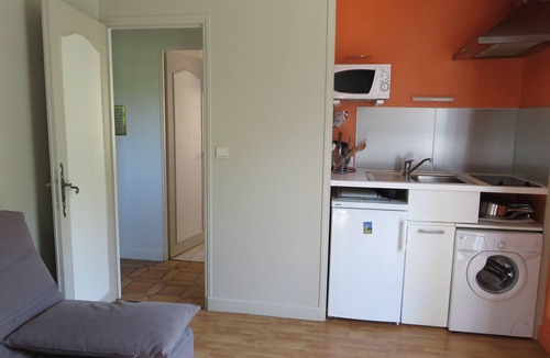 Nans-les-Pins Apartment | Quiet, relaxing and rejuvenating