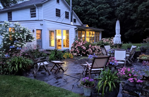 Town of Copake Cottage | Quiet Renovated Barn