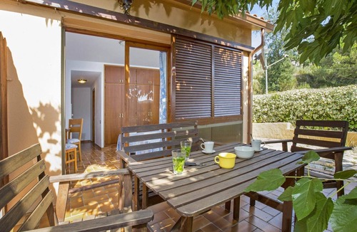 Puigventos Villa | Quiet residential villa in Vidreres