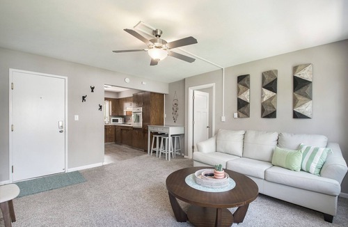 South Central Omaha Apartment | Quiet Retreat Near Arena & Fun Plex Fast WiFi, Parking