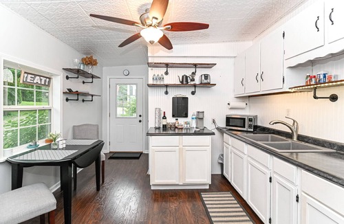 Noblesville House | Quiet Riverfront Escape/Kayaks/Pet Friendly/Views!