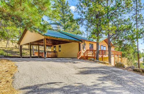 Ruidoso House | Quiet Ruidoso Getaway ~ 18 Mi to Ski Apache!