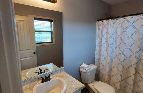 Lula House | Quiet, safe, subdivision