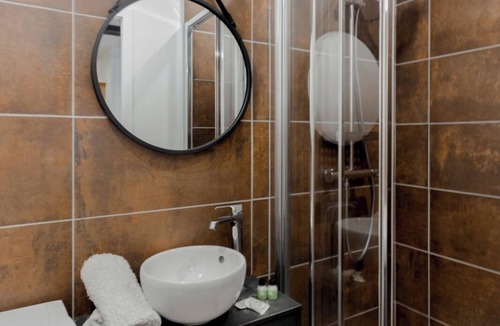 Orleans Apartment | Quiet Saloon Studio - Orléans center