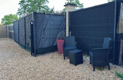 Fondettes Apartment | Quiet, self-contained studio near Tours