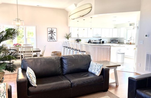 Croatan Beach House | Quiet Semi-Private Beach Located in an Upscale Neighborhood/Croatan