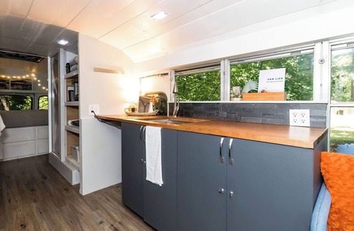 Erlands Point-Kitsap Lake House | Quiet Skoolie in the Woods