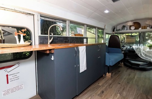 Erlands Point-Kitsap Lake House | Quiet Skoolie in the Woods