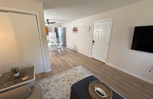 Cedar Rapids Apartment | Quiet Space Apartment