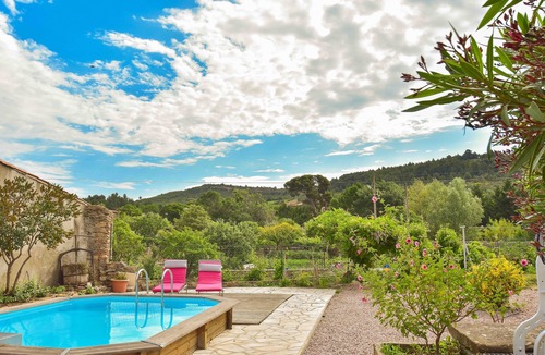 Felines-Minervois House | Quiet spacious house with air conditionning with private pool garden in village