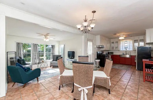 Mid City South House | Quiet Spacious Cottage - Mid-City District