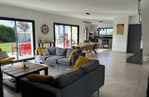 Cairanne Villa | Quiet, spacious house