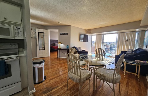 Southeast Colorado Springs Condo | Quiet, Spotless Condo with King Bed for your Getaway!
