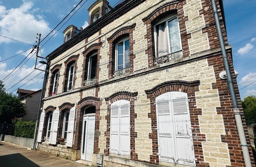 Troyes Apartment | Quiet Studio 11 with Wifi and Parking Troyes