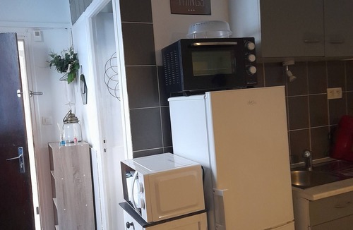 Lemasson Apartment | Quiet studio 23 m2 near MPL center/free parking