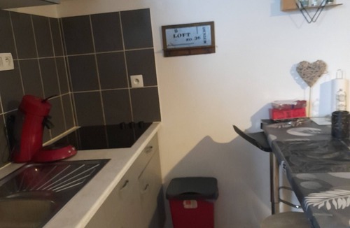 Lemasson Apartment | Quiet studio 23 m2 near MPL center/free parking