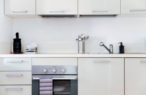 Lugano Apartment | Quiet studio apartment near Lugano lakeside promenade -PRESTIGE 7