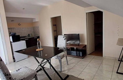 Soisy-sur-Ecole Apartment | Quiet studio for rent
