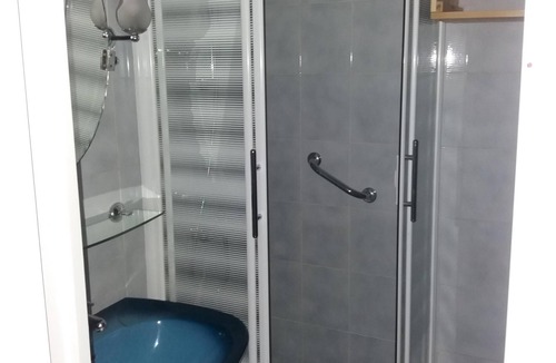 Bagneres-de-Luchon Apartment | quiet studio downtown with garage