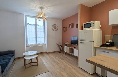 Chateauroux Apartment | Quiet studio in central Châteauroux with parking