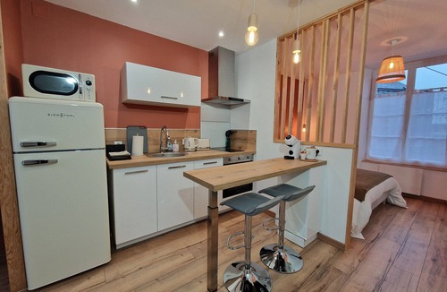 Chateauroux Apartment | Quiet studio in central Châteauroux with parking