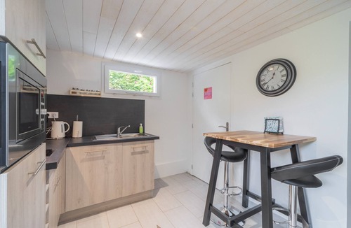 Orleans Apartment | Quiet studio in the St Marceau district
