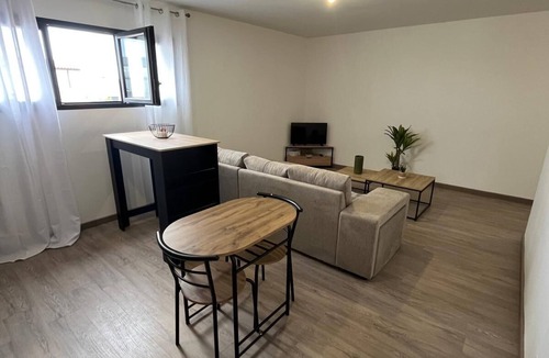 Pia Apartment | Quiet T2 apartment 3 minutes from shops - Near Perpignan & beaches