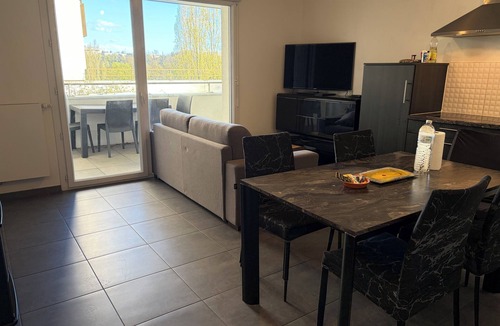 Saint-Rambert Apartment | Quiet T2 with terrace in Lyon