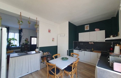 Somain House | Quiet town house